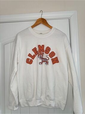 Clemson Old School Tiger White Crewneck Sweatshirt